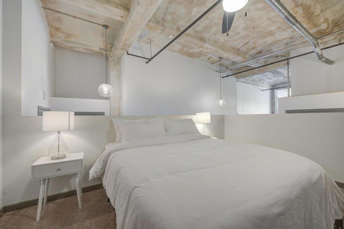 2Br 2Ba Spacious Historic Loft With Gym By Envitae Kansas City Exterior foto