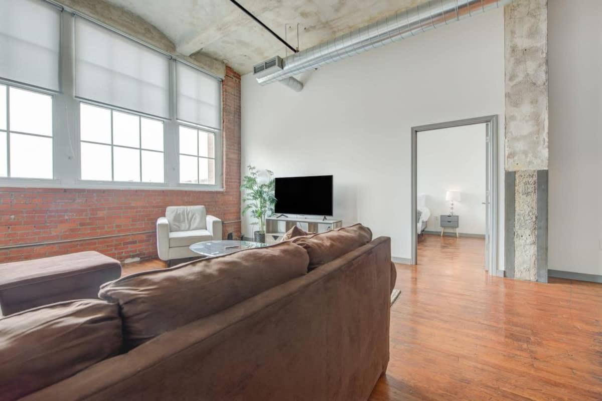 2Br 2Ba Spacious Historic Loft With Gym By Envitae Kansas City Exterior foto